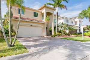 16342 SW 68th Terrace, Miami, FL 33193, Sold 08/17/21