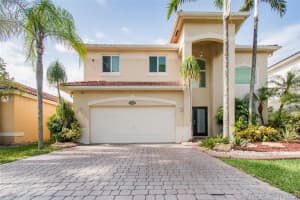 16342 SW 68th Terrace, Miami, FL 33193, Sold 08/17/21