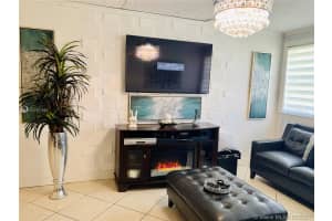 6155 NW 186th St, Hialeah, FL 33015, Sold 08/30/21