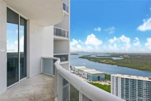 15811 Collins Ave, Sunny Isles Beach, FL 33160, Sold 09/02/21