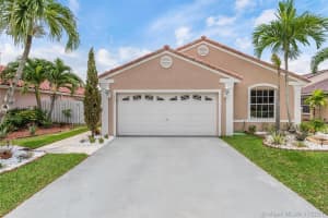 18931 NW 12th St, Pembroke Pines, FL 33029, Sold 08/31/21