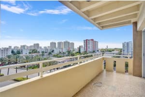 2076 S Ocean Dr, Hallandale Beach, FL 33009, Sold 10/21/21