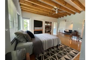 723 14th Pl, Miami Beach, FL 33139, Sold 11/18/21