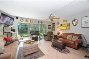 9353 Fontainebleau Blvd APT A108, Miami, FL 33172, Sold 03/18/22