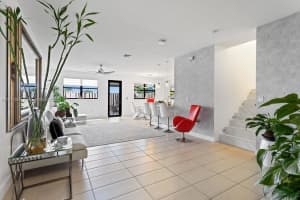 8116 NW 105th Ct, Doral, FL 33178, Sold 11/10/21