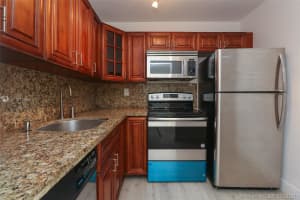 486 NW 165th St b101, Miami, FL 33169, Sold 12/17/21