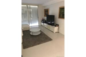 7601 Byron Ave #5d, Miami, FL 33141, Sold 01/31/22