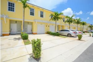 4027 NW 11th St, Lauderhill, FL 33313, Sold 12/22/21