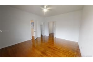639 12th St, Miami Beach, FL 33139, Sold 09/30/21
