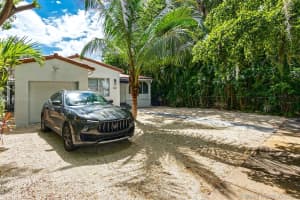 5981 NE 6th Ave, Miami, FL 33137, Sold 10/13/21