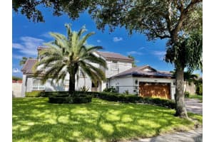 19621 NW 88th Ave, Hialeah, FL 33018, Sold 09/03/21