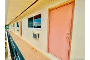 301 E McNab Rd, Pompano Beach, FL 33060, Sold 09/15/21