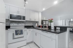 8585 NW 6th Ln, Miami, FL 33126, Sold 10/04/21