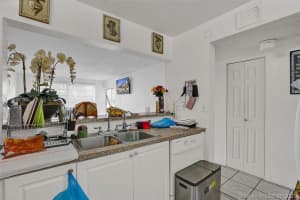 15461 SW 81st Cir Ln, Miami, FL 33193, Sold 09/24/21