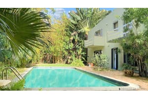 7500 Beach View Dr, North Bay Village, FL 33141, Sold 04/29/22