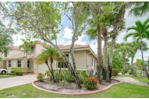13032 NW 8th St, Pembroke Pines, FL 33028, Sold 09/30/21