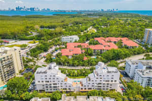 50 Ocean Ln Dr, Key Biscayne, FL 33149, Sold 11/22/21