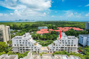 50 Ocean Ln Dr, Key Biscayne, FL 33149, Sold 11/22/21
