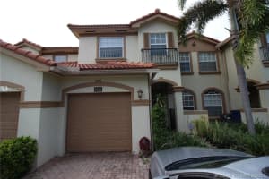 9741 Darlington Pl, Cooper City, FL 33328, Sold 11/05/21