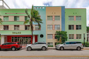 1460 Ocean Dr, Miami Beach, FL 33139, Sold 04/25/22