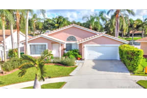 10210 SW 17th Ct, Davie, FL 33324, Sold 09/16/21
