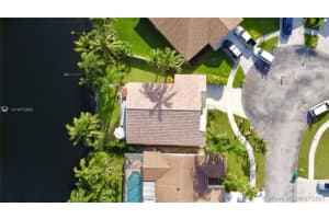 10210 SW 17th Ct, Davie, FL 33324, Sold 09/16/21