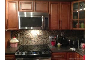 16426 SW 73rd Ln, Miami, FL 33193, Sold 09/08/21
