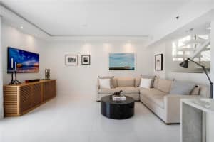 100 Jefferson Ave, Miami Beach, FL 33139, Sold 12/17/21