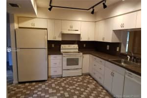 333 Ives Dairy Rd #5, North Miami Beach, FL 33179, Sold 09/15/21