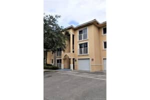 9909 Westwood Dr, Tamarac, FL 33321, Sold 09/20/21