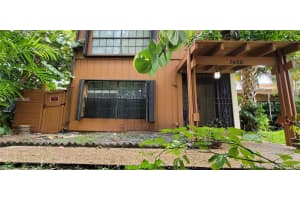 7430 NW 33rd St, Lauderhill, FL 33319, Sold 11/05/21