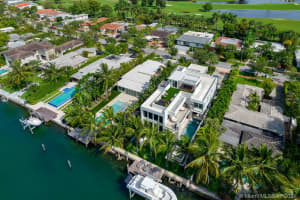 672 S Shore Dr, Miami Beach, FL 33141, Sold 10/15/21