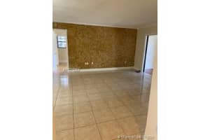 18935 NW 62nd Ave, Hialeah, FL 33015, Sold 09/30/21