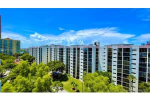 17011 N Bay Rd, Sunny Isles Beach, FL 33160, Sold 11/04/21