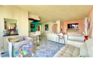 17011 N Bay Rd, Sunny Isles Beach, FL 33160, Sold 11/04/21