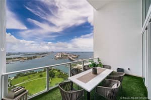 1040 Biscayne Blvd APT 4202, Miami, FL 33132, Sold 02/09/22