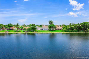 9441 NW 46th Ct, Sunrise, FL 33351, Sold 11/01/21