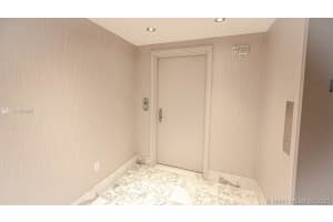 1331 Brickell Bay Dr #1402, Miami, FL 33131, Sold 11/01/21