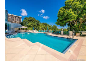 Add Building Entrance, 2127 Brickell Ave, Miami, FL 33129, Sold 12/03/21