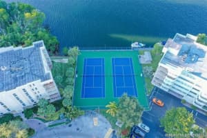 16570 NE 26th Ave #3h, North Miami Beach, FL 33160, Sold 10/15/21