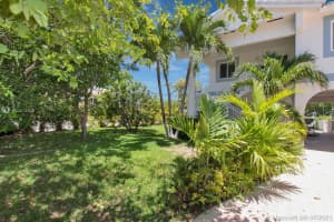 202 Anglers Dr S, Marathon, FL 33050, Sold 10/13/21
