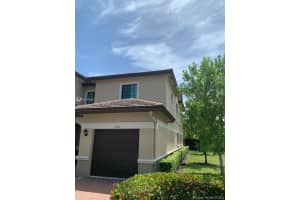 4234 N Dixie Hwy, Oakland Park, FL 33334, Sold 09/10/21