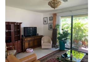 4234 N Dixie Hwy, Oakland Park, FL 33334, Sold 09/10/21