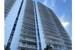 3701 N Country Club Dr, Aventura, FL 33180, Sold 09/28/21