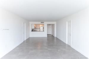 3701 N Country Club Dr, Aventura, FL 33180, Sold 09/28/21