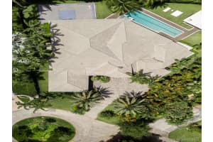 180 Los Pinos Ct, Coral Gables, FL 33143, Sold 12/01/21