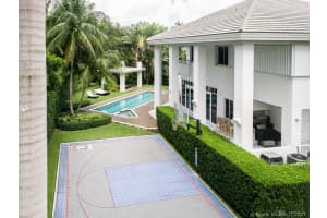 180 Los Pinos Ct, Coral Gables, FL 33143, Sold 12/01/21