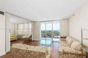 4101 Pine Tree Dr, Miami Beach, FL 33140, Sold 02/09/22