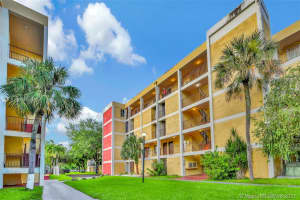 9210 Fontainebleau Blvd, Miami, FL 33172, Sold 11/04/21