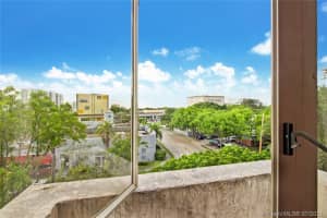 2630 SW 28th St, Coral Gables, FL 33133, Sold 09/14/21